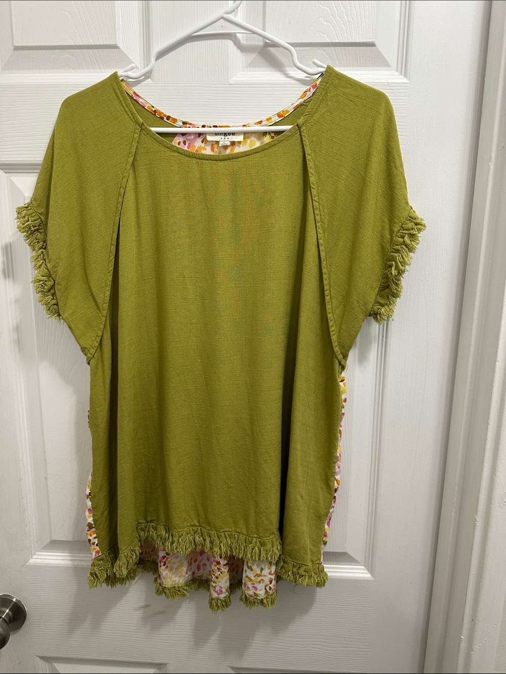 Umgee Olive Linen Blend Fringe Detail Tunic with Floral Lining